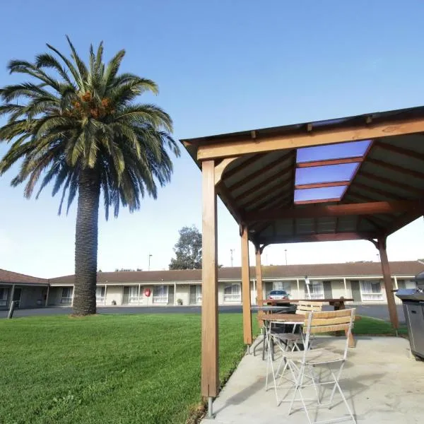 Golden Palms Motel, hotel in Geelong