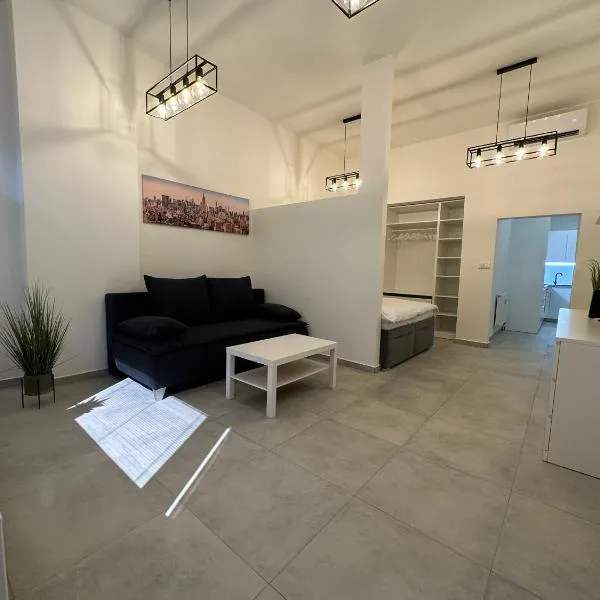 Krásny byt - veľký apartmán v blízkosti centra, Hotel in Bratislava