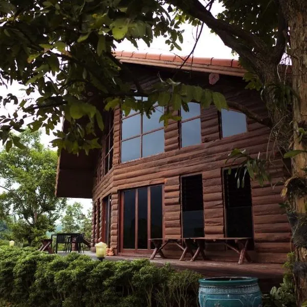 NUYU Khaoyai, hotel in Pong Talong