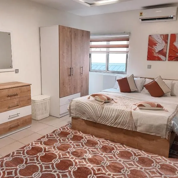 Sky Suites East Legon, hotel in Accra