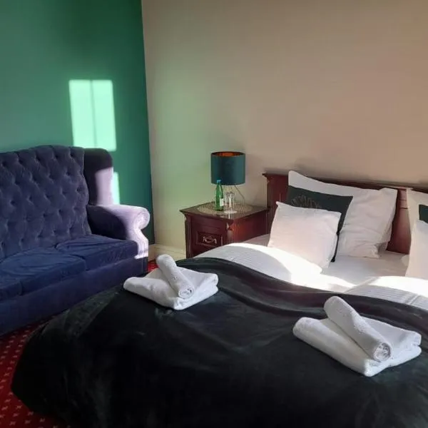 Pałac Spichrz, hotel din Borcz