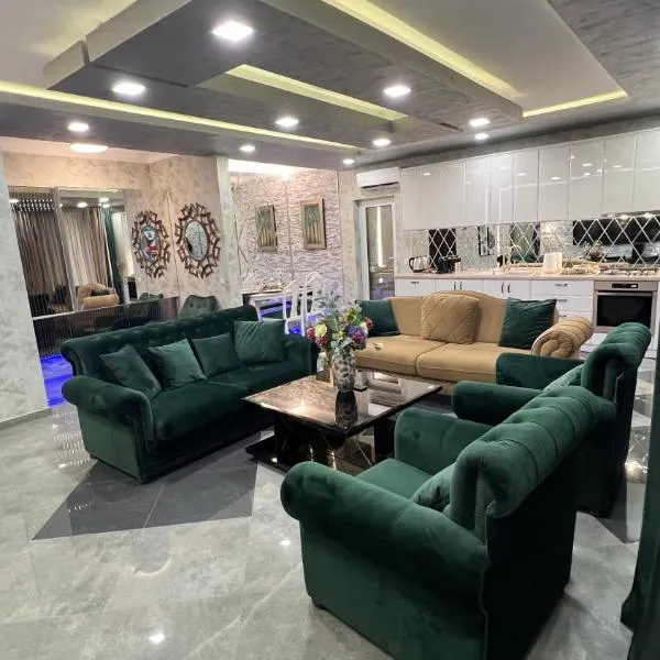 Complex Rediu 54 - Penthouse Nr. 41, hotel in Iaşi