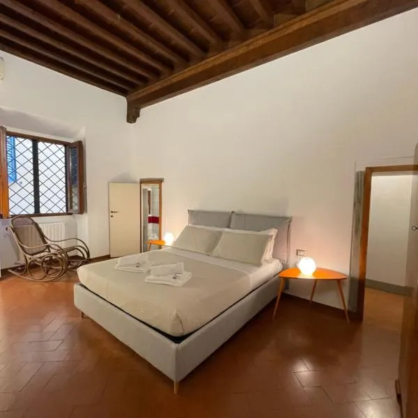 At the Boboli Garden Carola Loft，位于佛罗伦萨的酒店