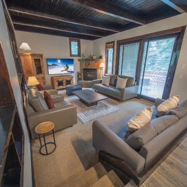 Tennis Townhomes 1323 by SummitCove Lodging, hotel i Keystone