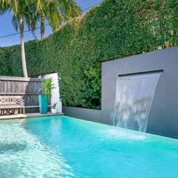 Casa de Palmas Noosa, hotel din Noosaville