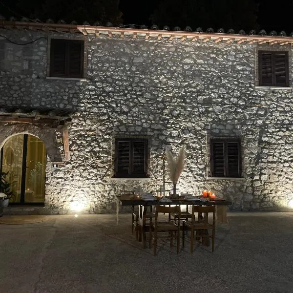 VILLA CHIARA, hotel v destinaci Torre Orsina