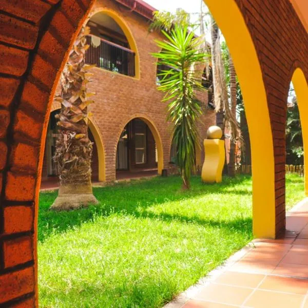 Desert Sands Hotel, hotel a Palapye