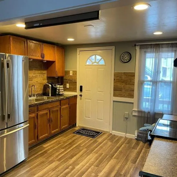 Comfortable home away from home, hotel v destinácii East Hartford