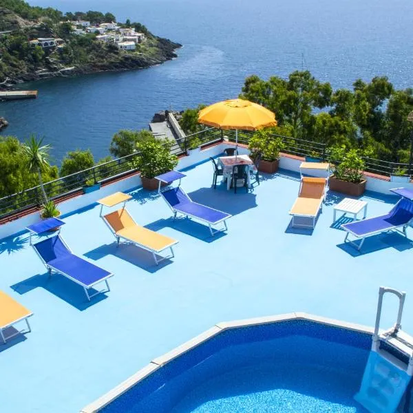 Le Terrazze sul mare, hotel v destinaci Ustica