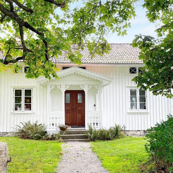 7 person holiday home in UDDEVALLA