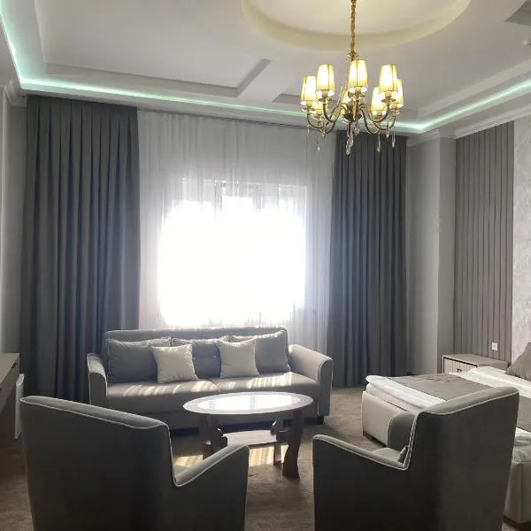 Dinar, hotel v destinaci Taraz
