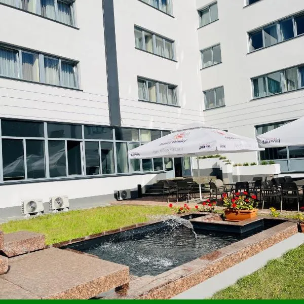CKS Warszawa (Centrum Konferencyjno-Szkoleniowe CS Natura Tour), hotel ve Varšavě