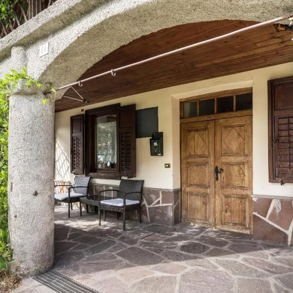 Casa Delmarco, hotel in Castello di Fiemme