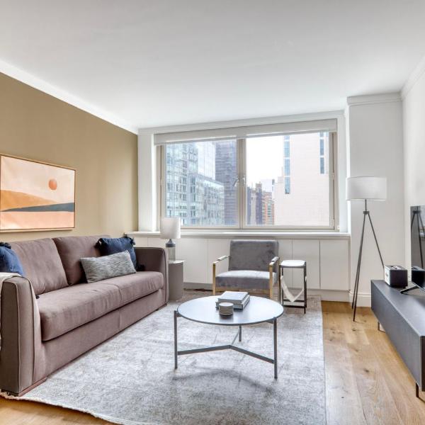 Upper E Side 2BR w Gym WD nr the MET NYC-298, New York
