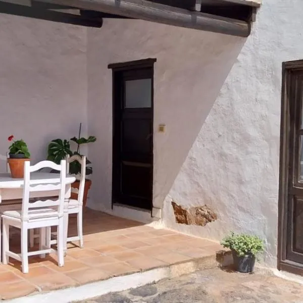 Suite casa rural Los Patios, CONIL, hotel in Tías