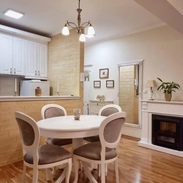 Antik Apartman, ξενοδοχείο σε Stara Pazova