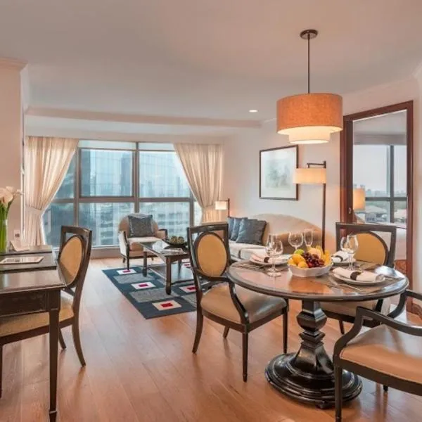 Discovery Suites Manila, Philippines，位于马尼拉的酒店