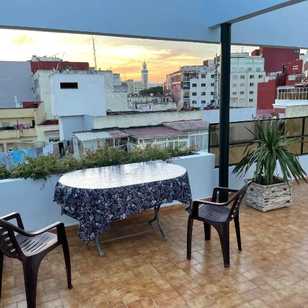 Appartement centre-ville avec terrasse, hotel v destinaci Tanger