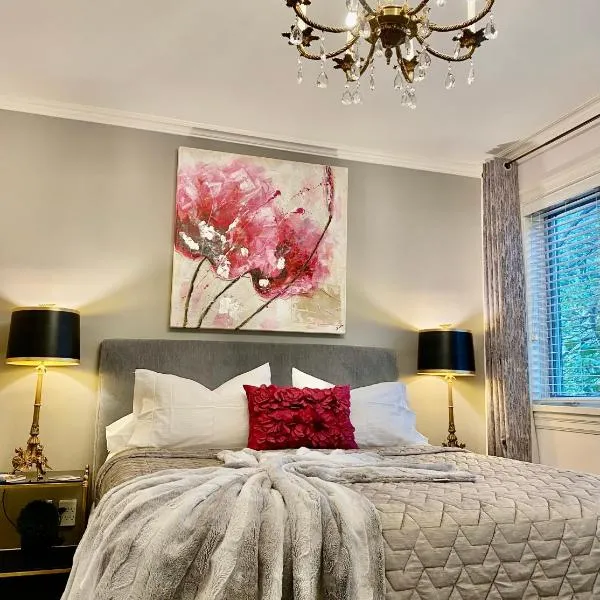 Downtown Luxury Victorian Retreat, ξενοδοχείο στο Τορόντο