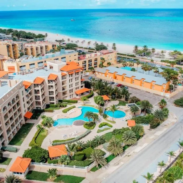 The Elegance of Oasis -3BR Apartment Beach Front, hotell i Palm-Eagle Beach