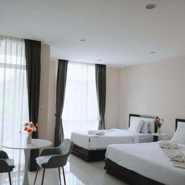 Herry Residence, hotel in Chiang Mai