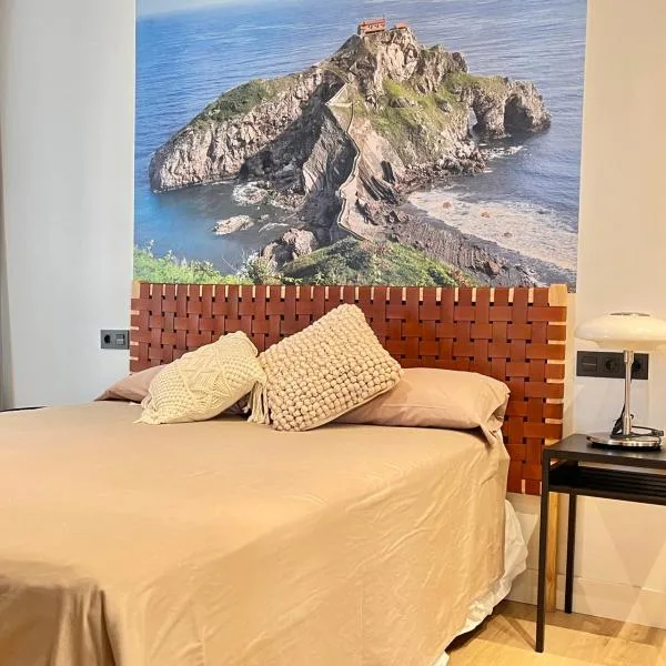 SMALL LuXBEACHCITY LONG STAY, hotel in Bilbao