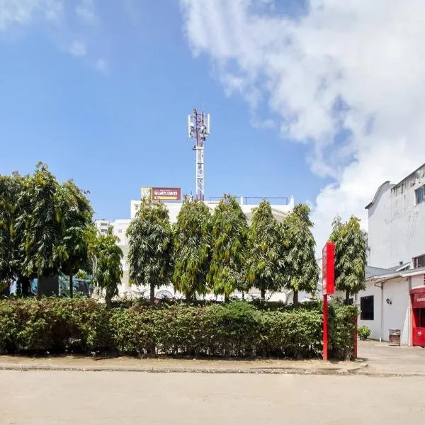 Mombasa Railway Gardens Hotel, хотел в Момбаса