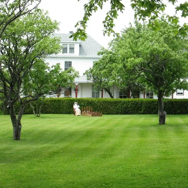 Gîte Les Acres Tranquilles B&B, Hotel in Port-Daniel