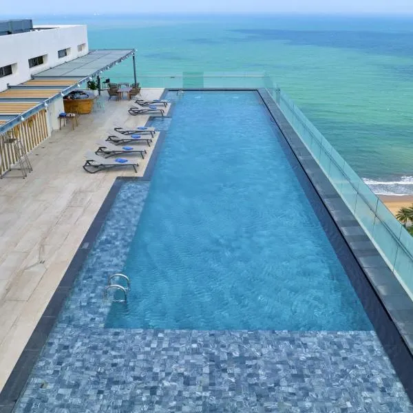 Anya Premier Beachfront Hotel Quy Nhon, hôtel à Quy Nhơn