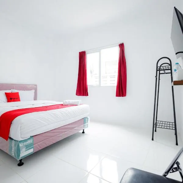 RedDoorz near Jalan Cikini, hotel in Jakarta