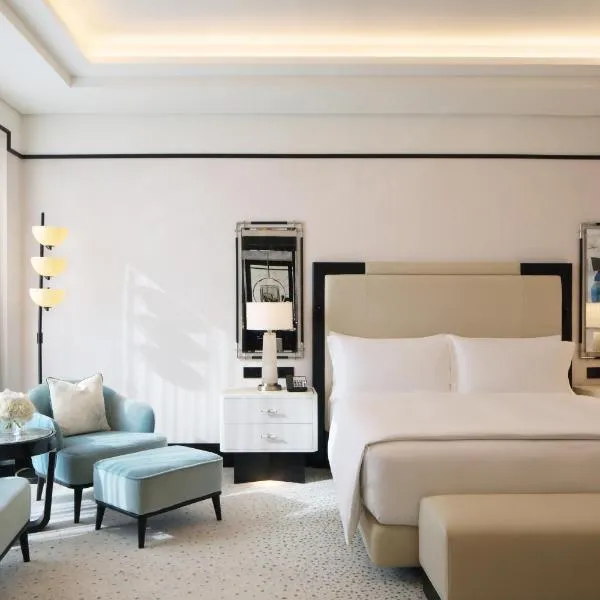 Waldorf Astoria Doha West Bay, hotel in Doha
