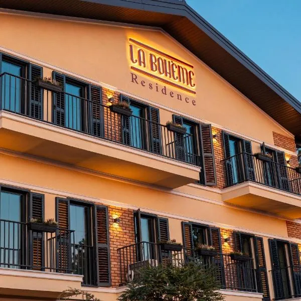 La Boheme Corbeanca - partener Therme – hotel w mieście Ostratu
