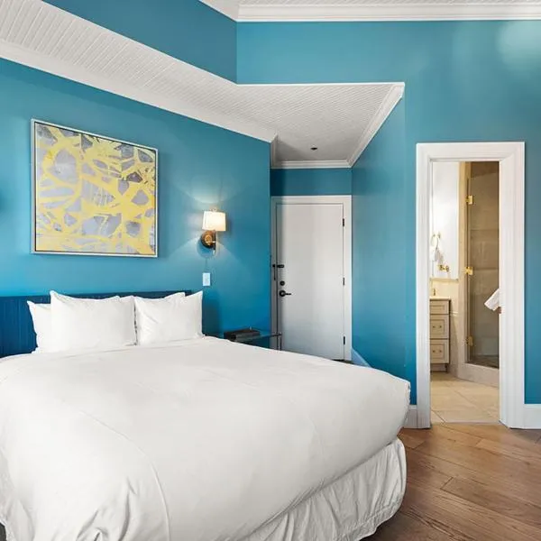 Independence Square 205, Stylish Hotel Room with AC, Great Location in Aspen – hotel w Aspen