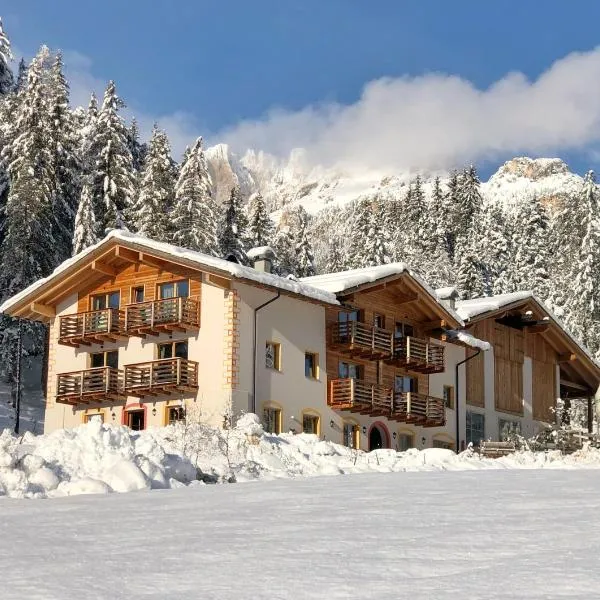 Agriturismo Soreie - Farmstay, hotel in Vigo di Fassa