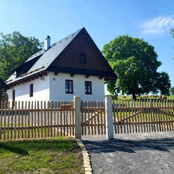 Chaloupka Pomněnka na Lipce, hotel em Nasavrky