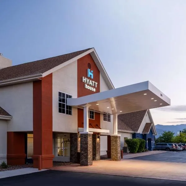Hyatt House Colorado Springs Airport, hotel in Colorado Springs