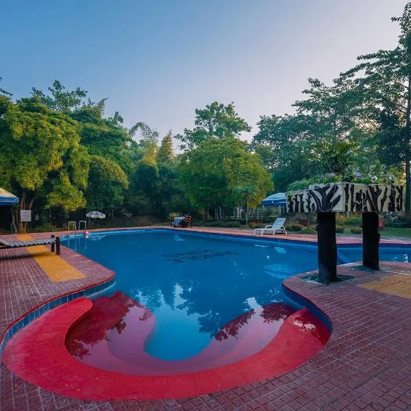 Jungle King Resort, hotel in Kānha