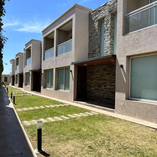 Duplex - Doppio I, hotel in San Luis