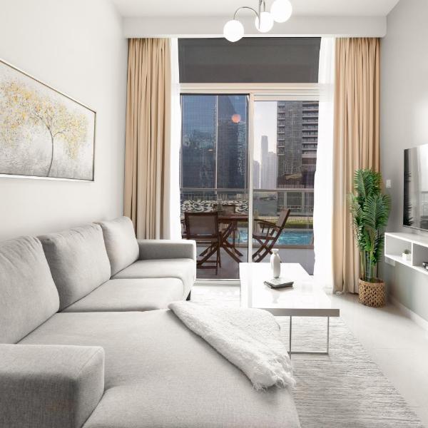Relaxing 2BR at Vera Residences, Dubai