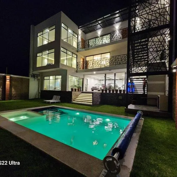 Casa Beily con alberca climatizada，位于阿特利斯科的酒店