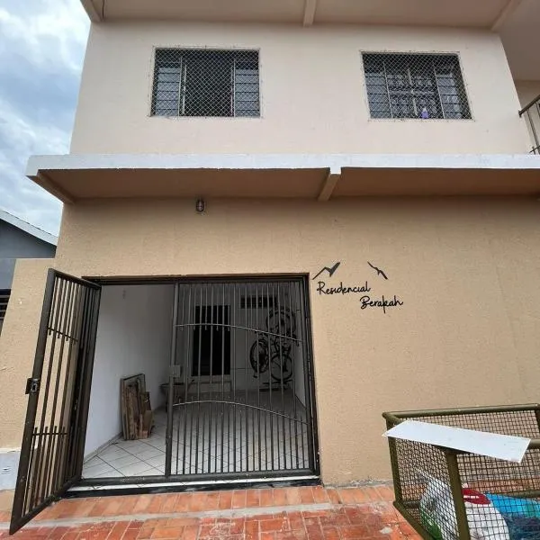Residencial Berakah – hotel w mieście Rio Verde