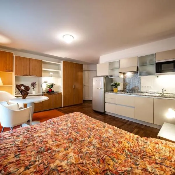 Schlossquadrat Apartement 14 A, Hotel in Wien