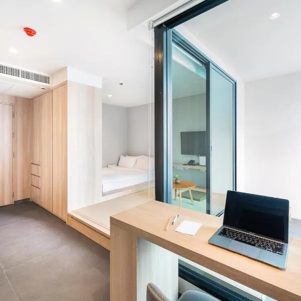 LiveZen Bangkok Sukhumvit, hotel in Khlong Toei