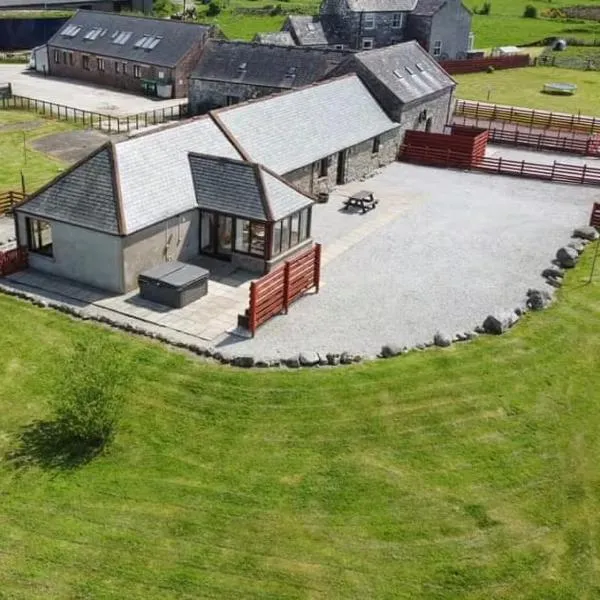 Middle Byre at Clauchan Holiday Cottages, hotel in Gatehouse of Fleet