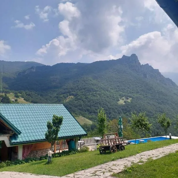 Rafting Camp Green Tara, hotel en Šćepan-Polje