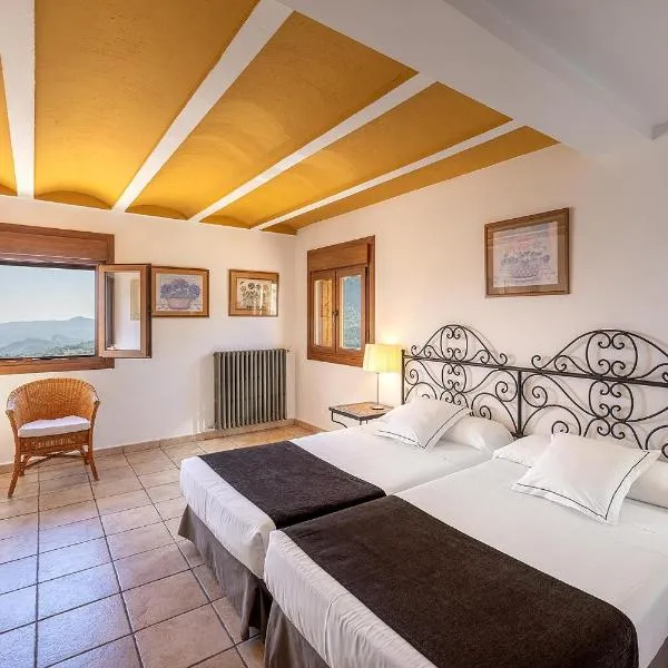 Hotel Alahuar, hotel i Benimaurell