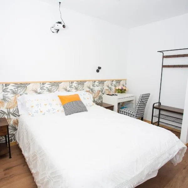 SG ROOMS, hotel a Consuegra