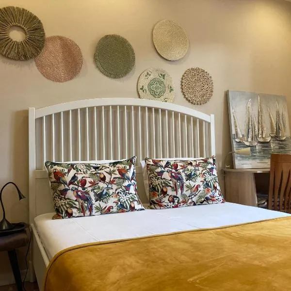 Charisma, Hotel in Chaskowo