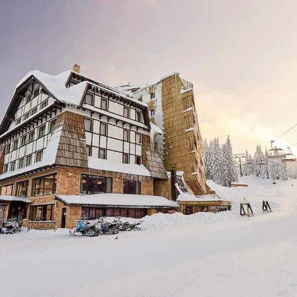 Grey Family Hotel, ξενοδοχείο στο Κοπαόνικ