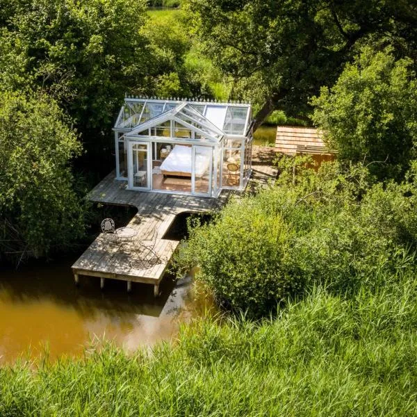 Nids des Marais, hotel em Ciney